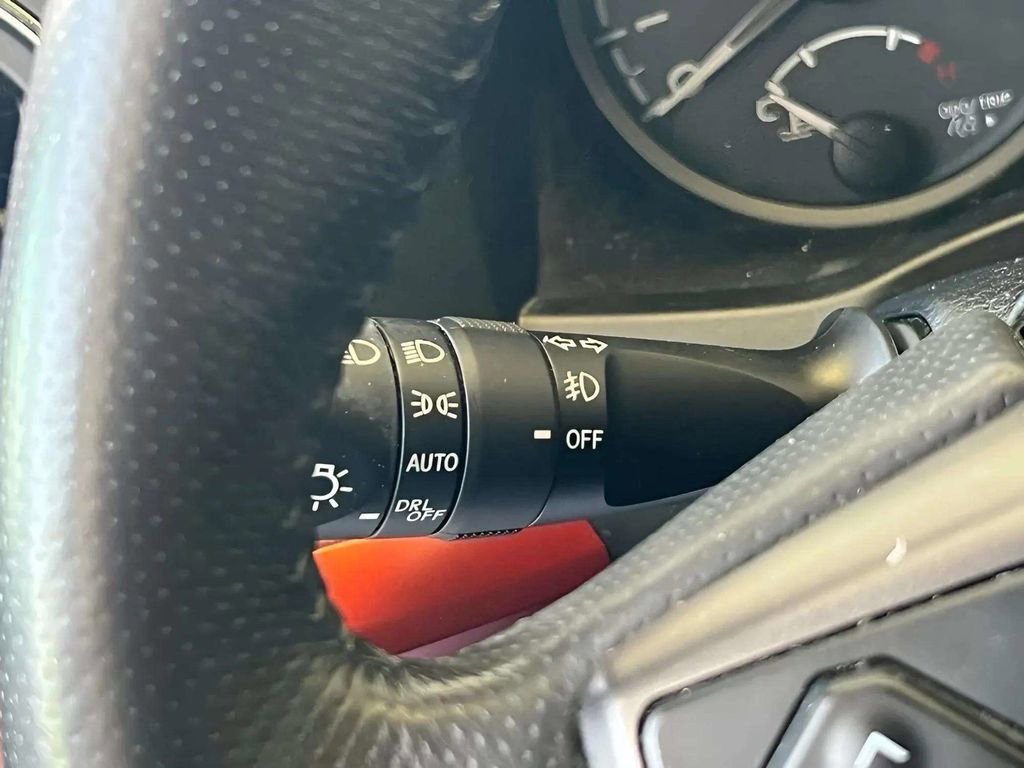 Used 2019 Toyota Tacoma TRD Off-Road AWD/4WD image 14