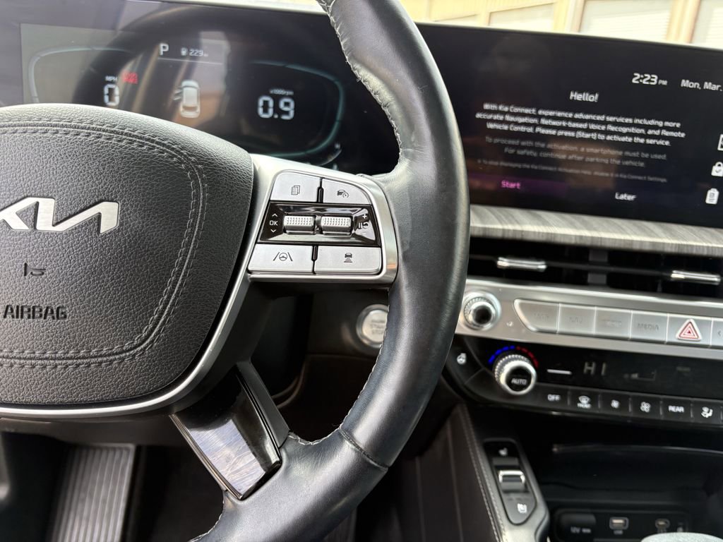 Used 2023 Kia Telluride EX image 17