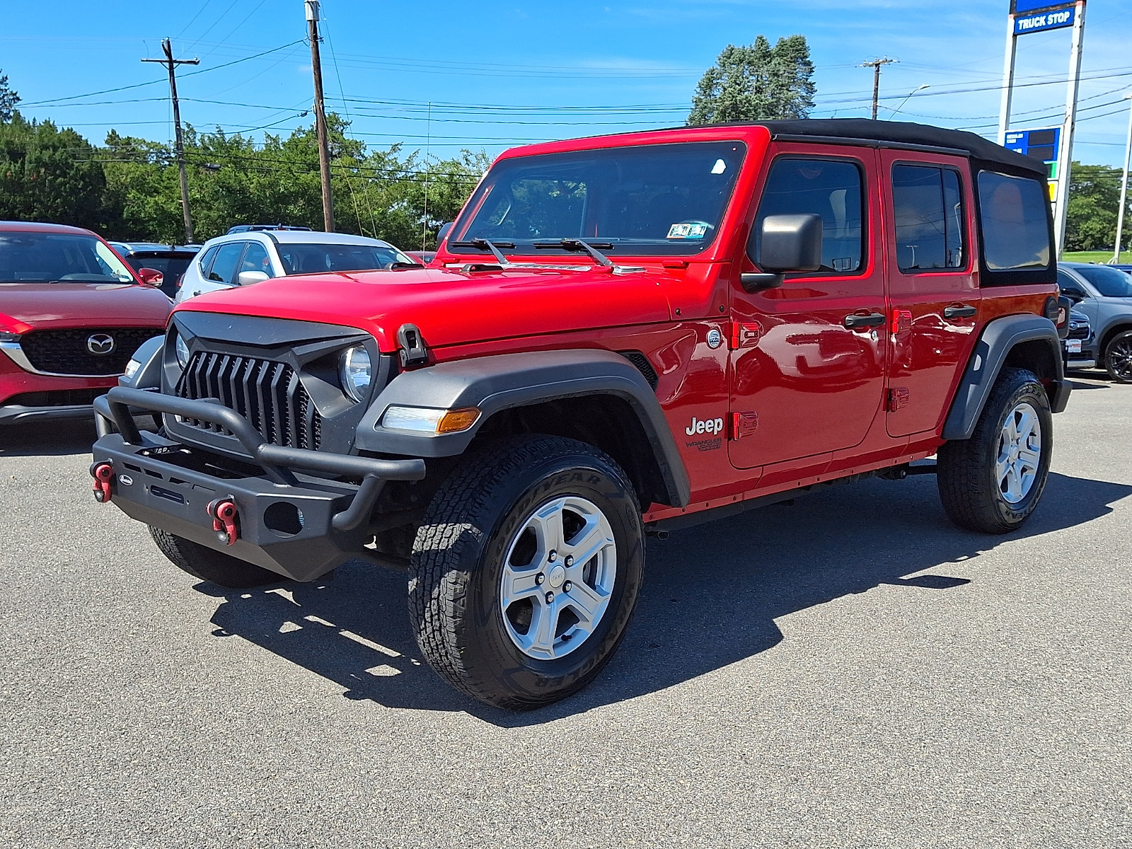 Used 2019 Jeep Wrangler Unlimited Sport S AWD/4WD image 3