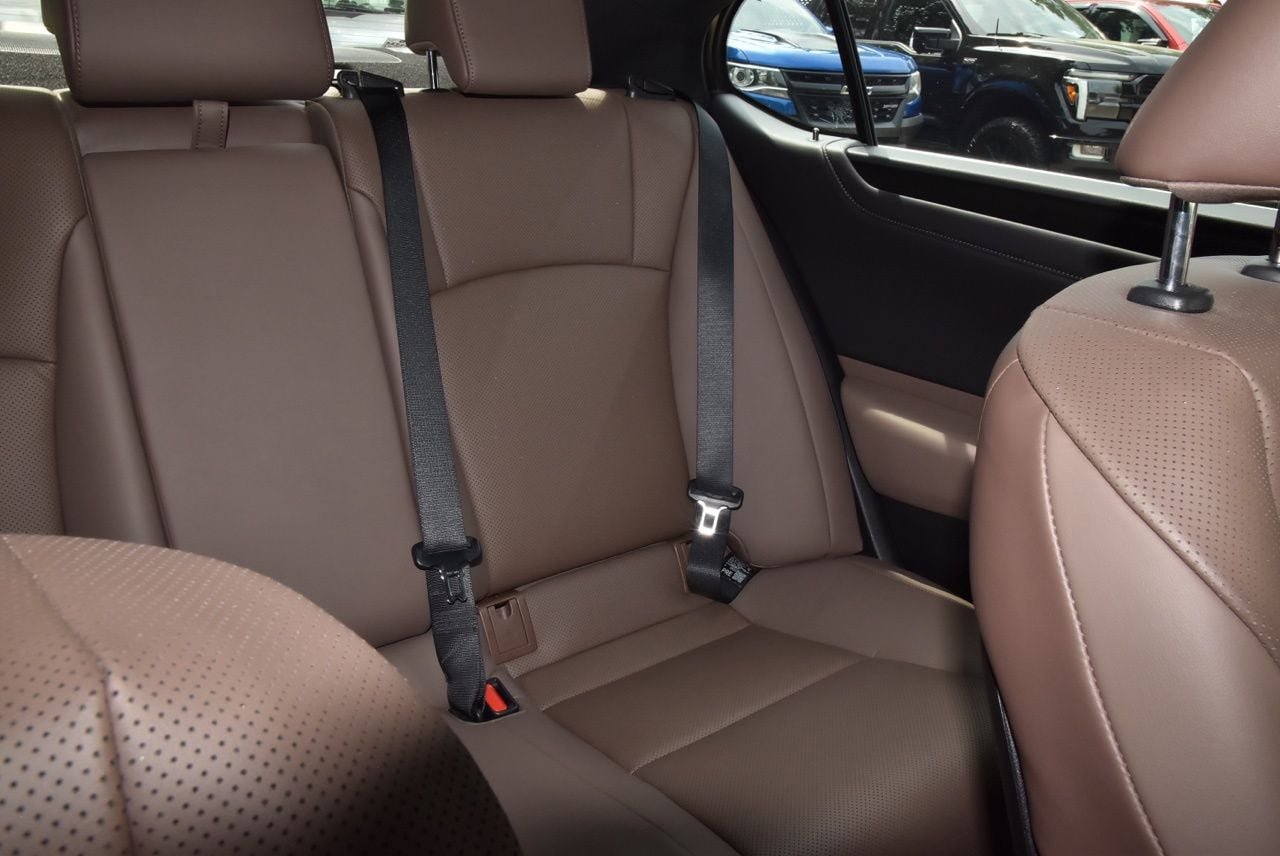 Used 2023 Lexus ES 350 w/ Premium Package FWD image 21