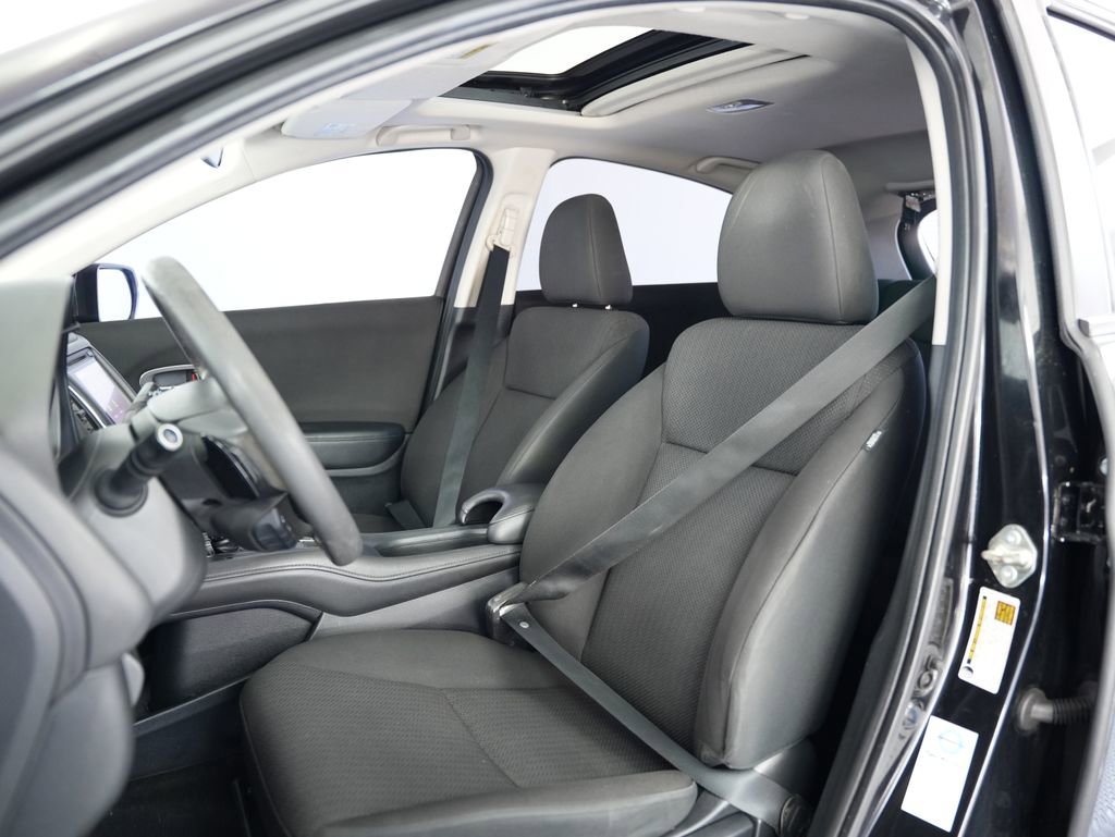 Used 2017 Honda HR-V EX image 36