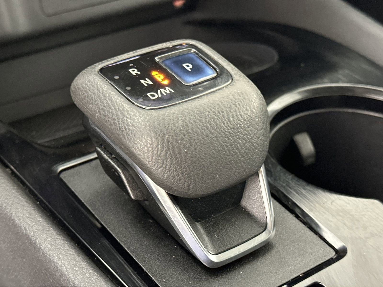 Used 2022 Nissan Rogue SV AWD/4WD image 20