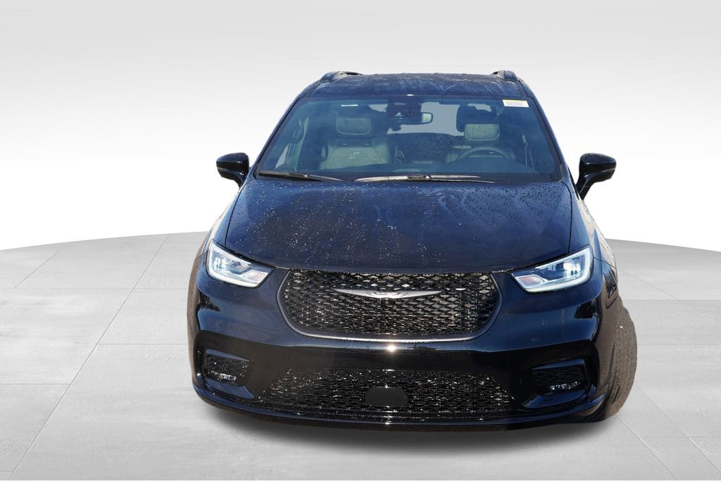 New 2026 Chrysler Pacifica Select w/ S Appearance Package image 8