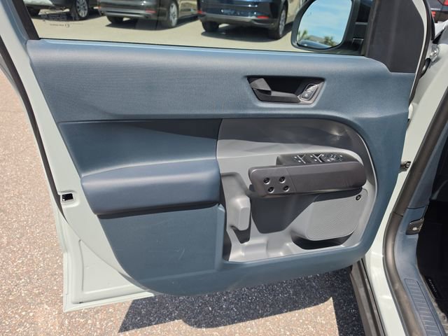 Used 2024 Ford Maverick Lariat w/ Black Appearance Package FWD image 15