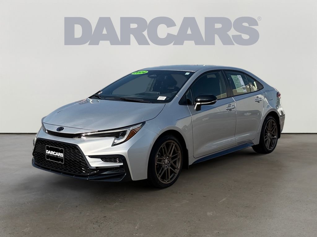 Used 2024 Toyota Corolla SE w/ Convenience Package FWD image 3