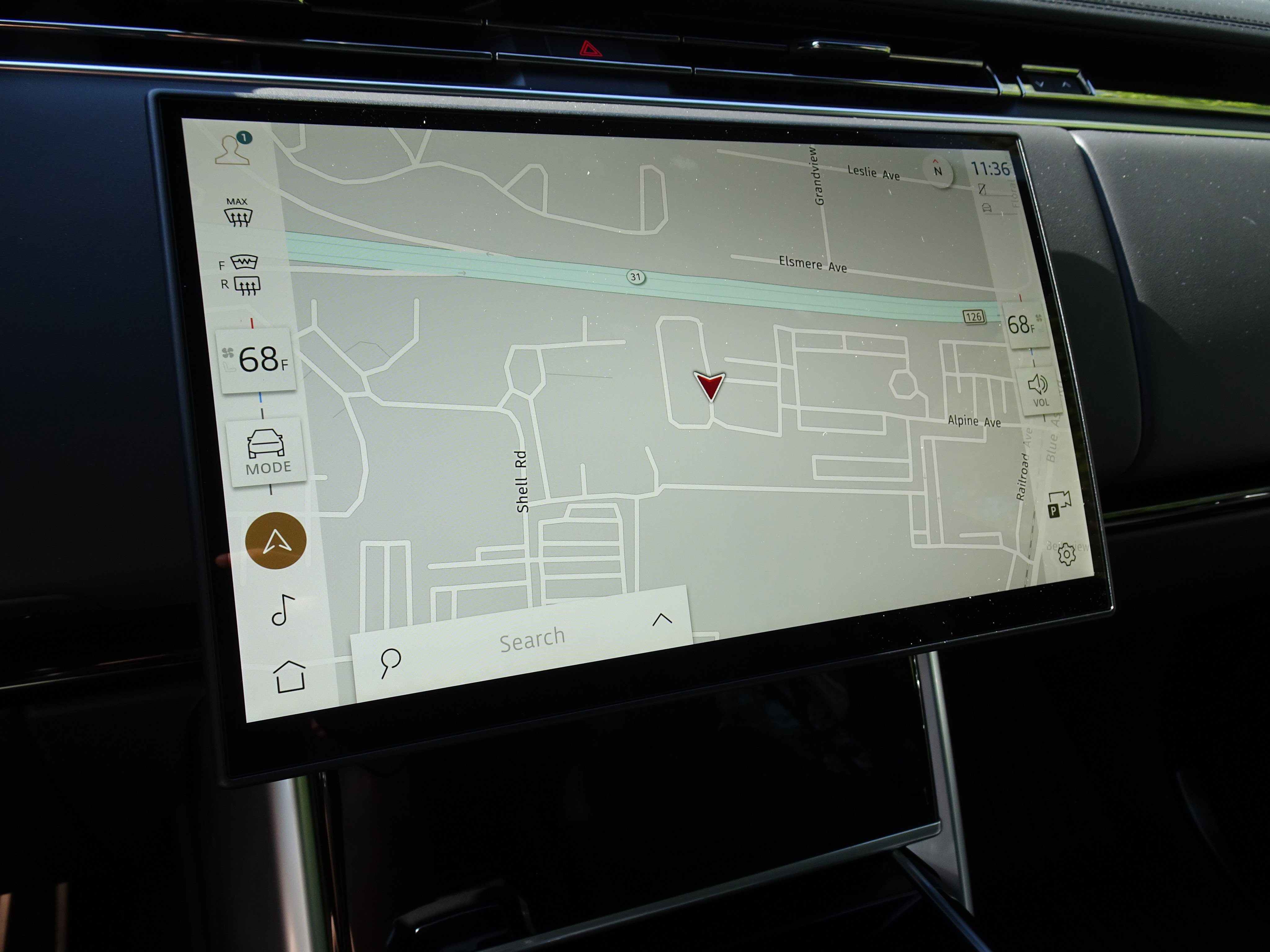 New 2025 Land Rover Range Rover SE image 3