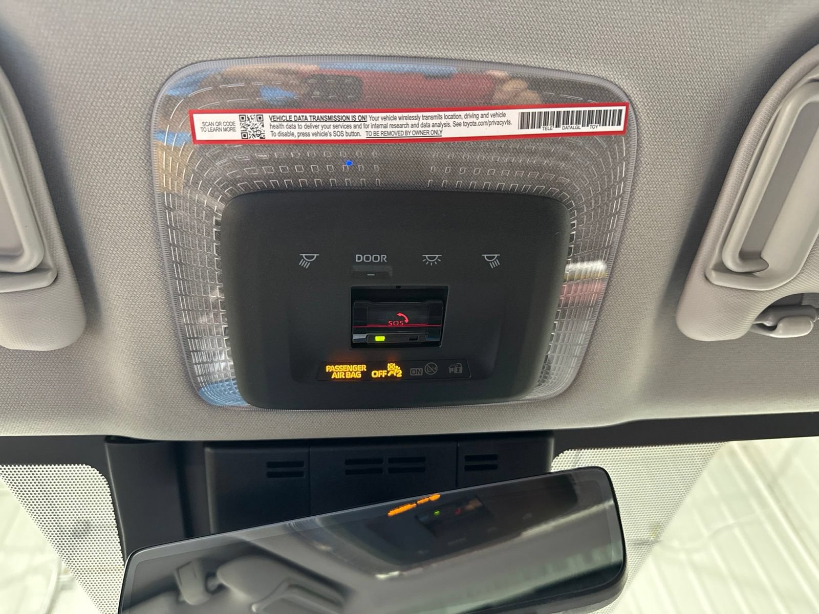 New 2025 Toyota Prius Plug-In Hybrid w/ Limited Premium Package FWD image 30
