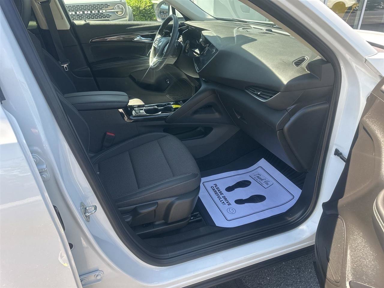 Used 2022 Buick Envision Preferred FWD image 11