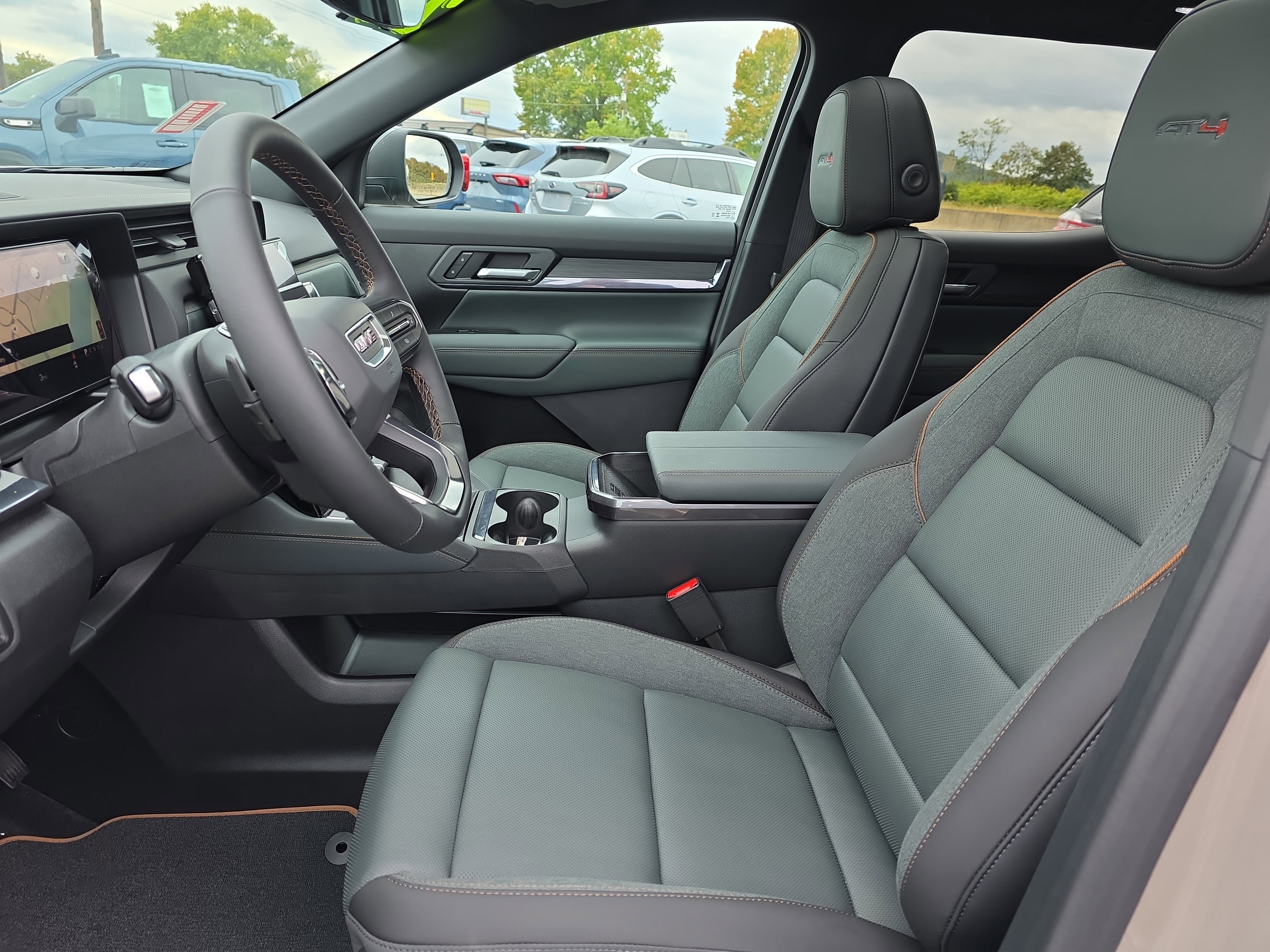 New 2026 GMC Terrain AT4 w/ Convenience Package III image 11