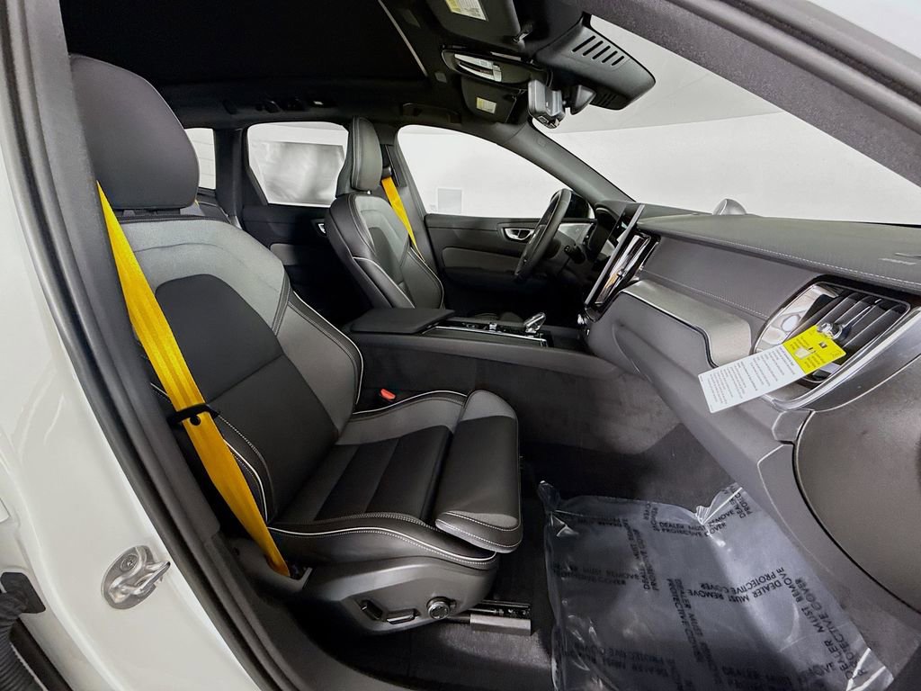 New 2026 Volvo XC60 T8 Polestar w/ Protection Package Premier image 29