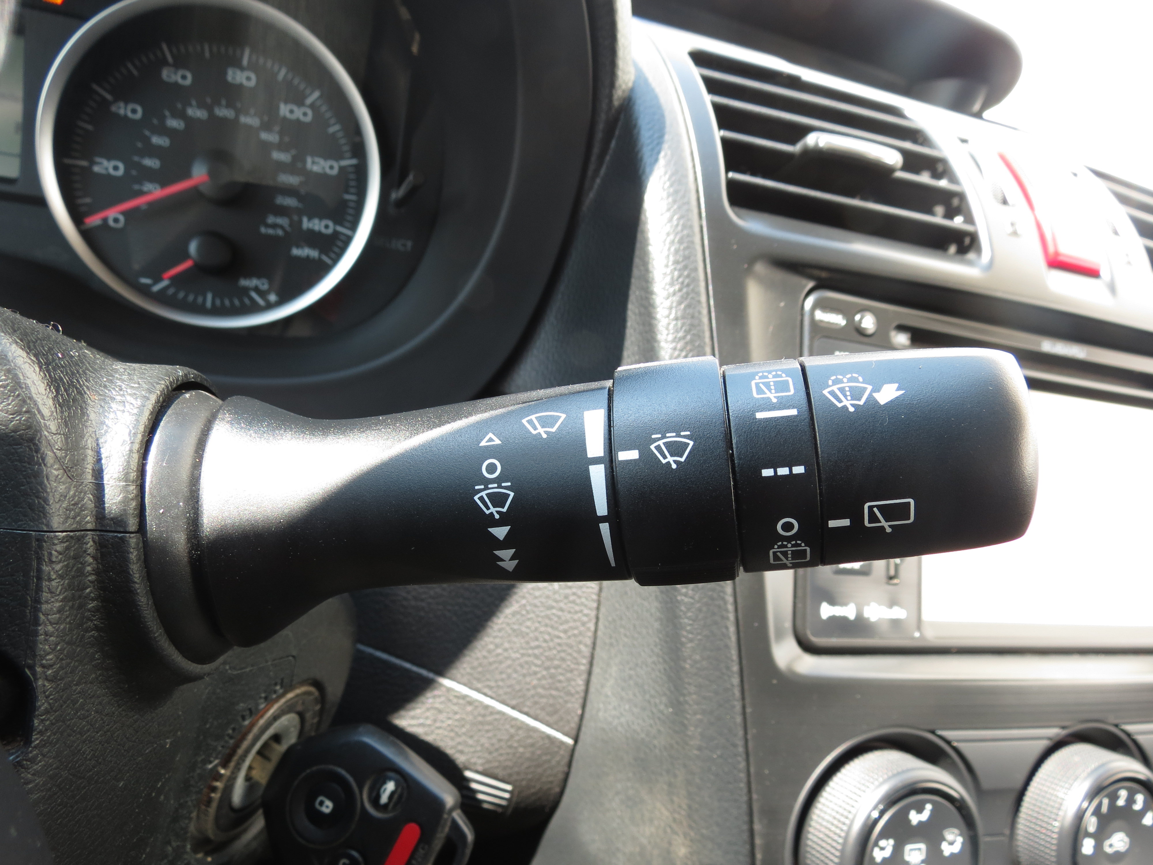 Used 2013 Subaru Crosstrek 2.0i Premium AWD/4WD image 19