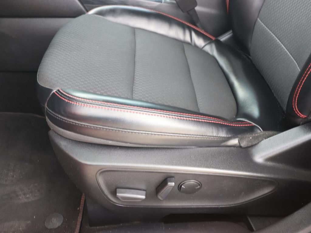 Used 2023 Ford Escape ST-Line w/ Tech Pack #1 FWD image 16