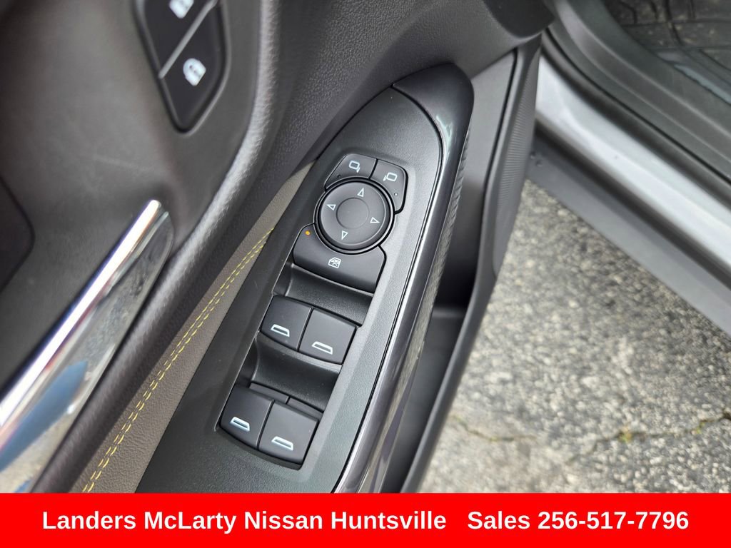 Used 2026 Chevrolet Trax ACTIV w/ Driver Confidence Package FWD image 21