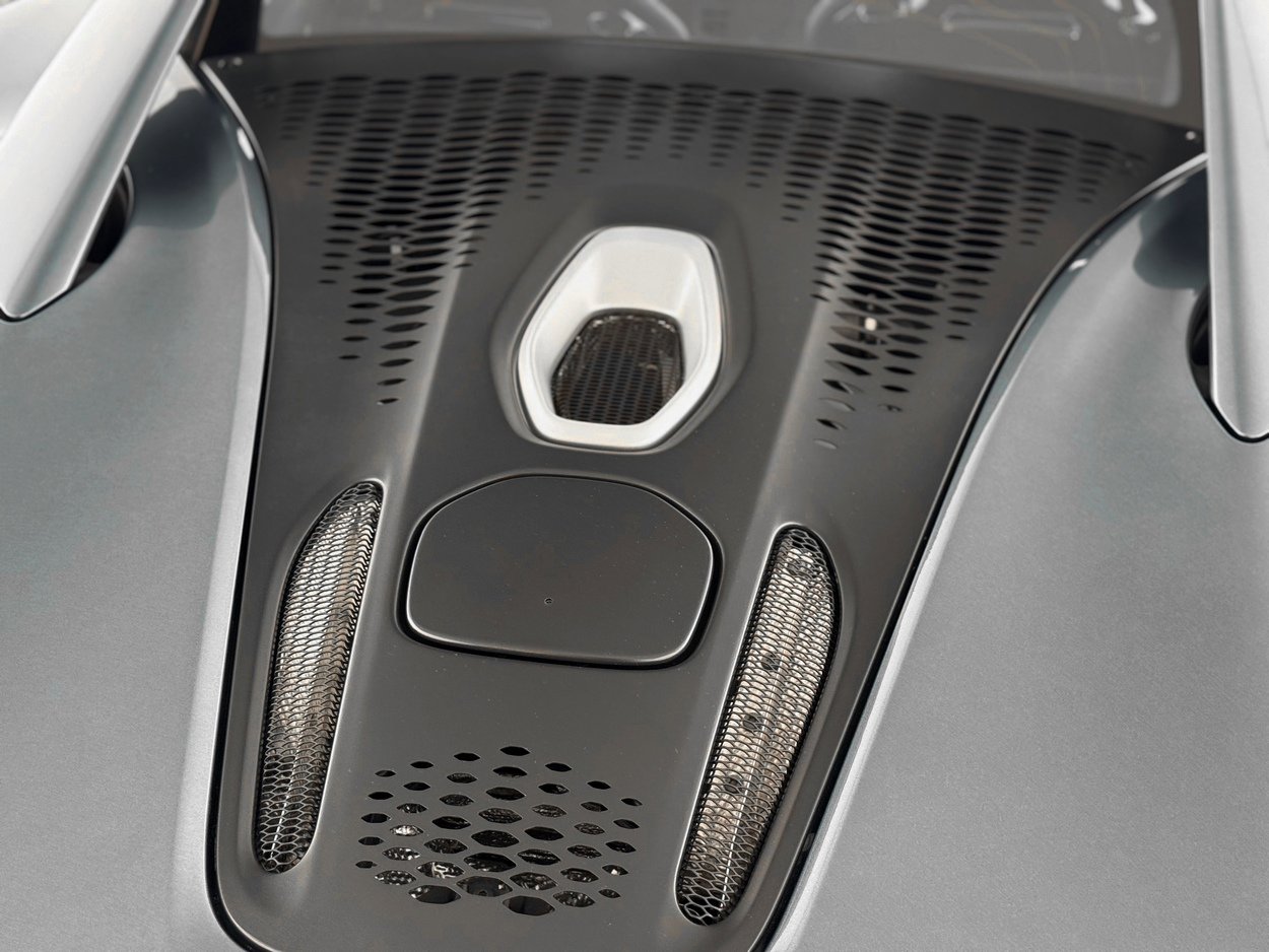 Used 2023 McLaren Artura image 45