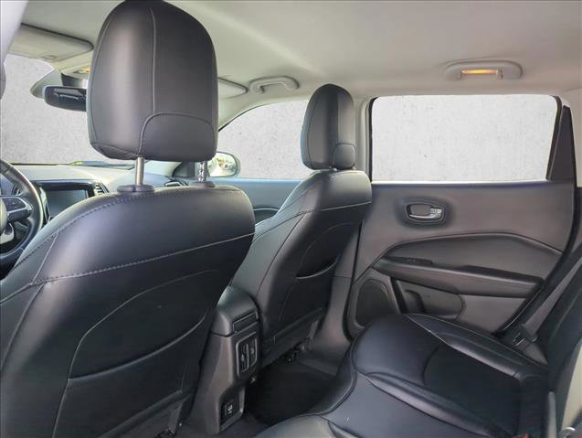 Used 2020 Jeep Compass Latitude image 14