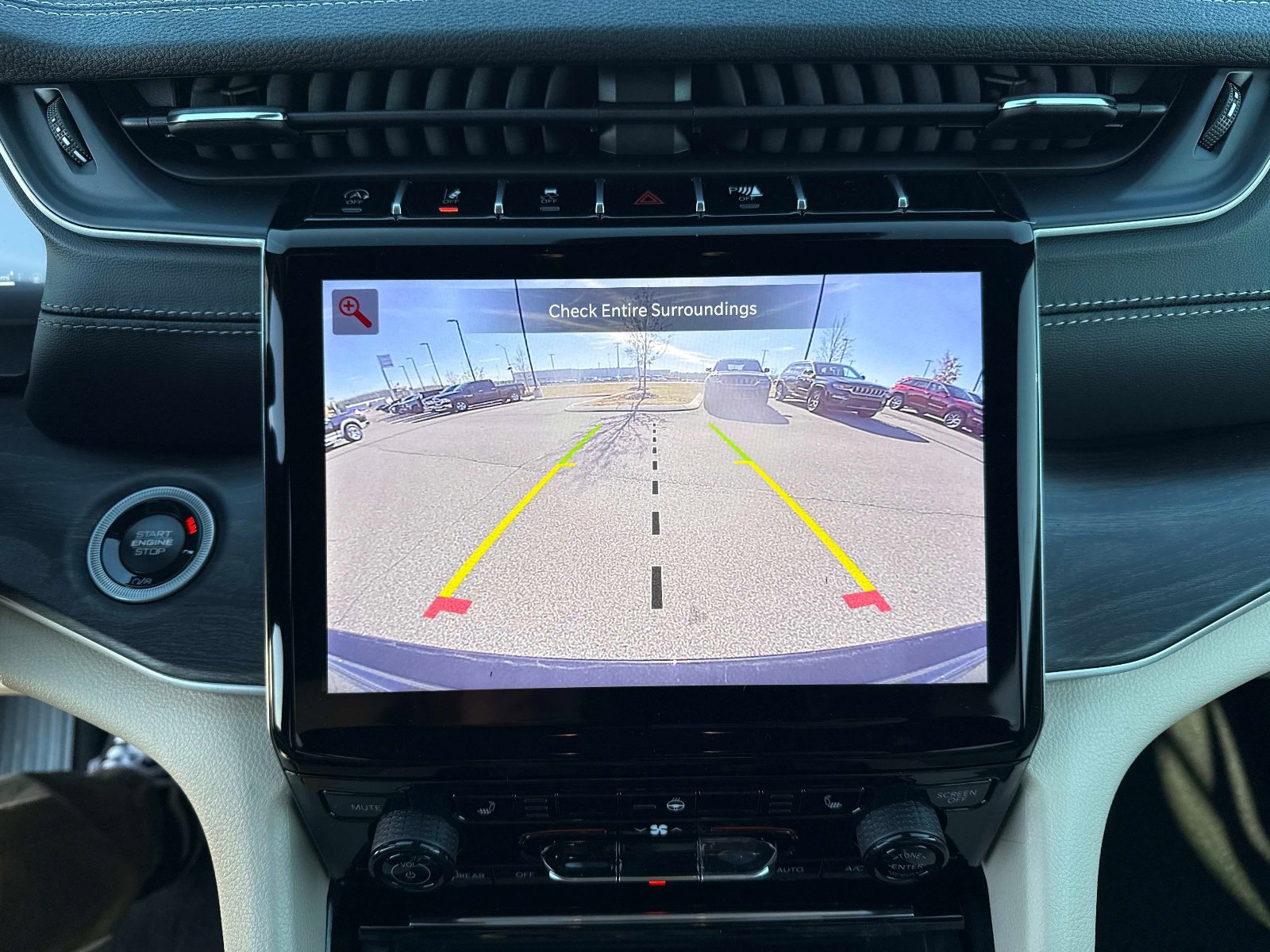New 2025 Jeep Grand Cherokee Limited AWD/4WD image 25