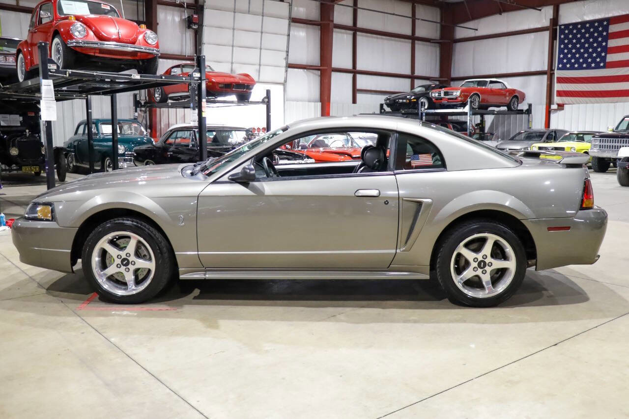 Used 2001 Ford Mustang Cobra image 4