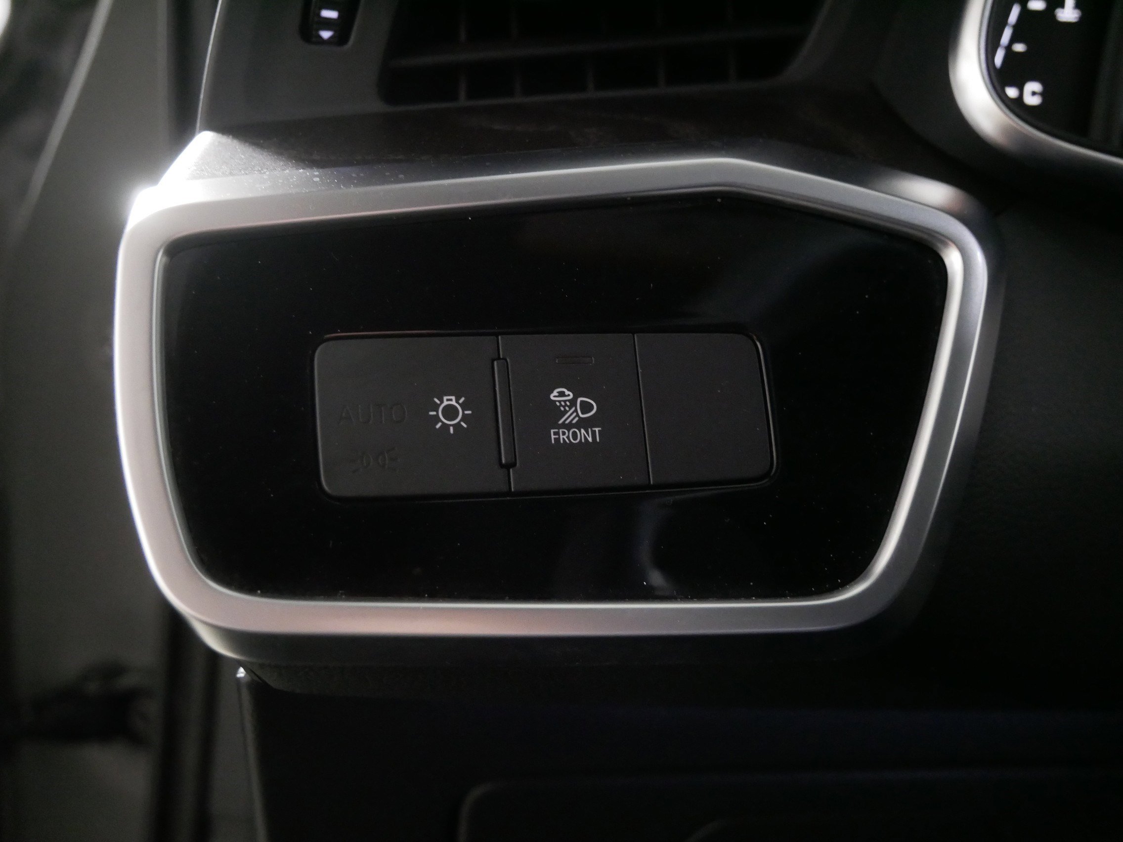 Used 2023 Audi A6 2.0T Premium image 26