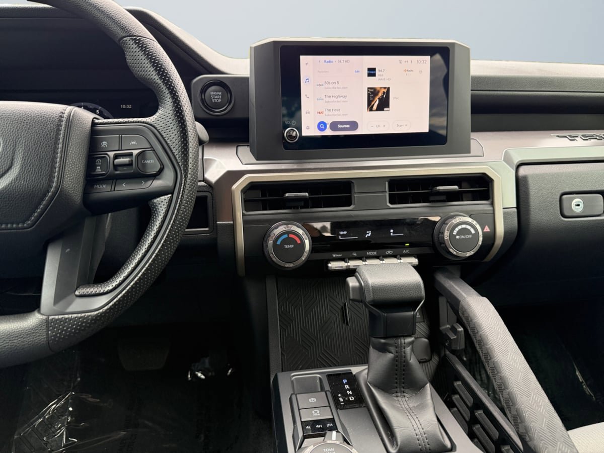 Used 2024 Toyota Tacoma 4x4 Double Cab image 10