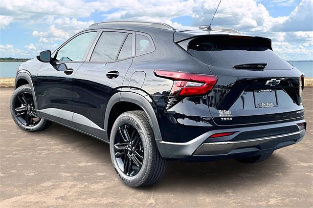 New 2026 Chevrolet Trax ACTIV image 3
