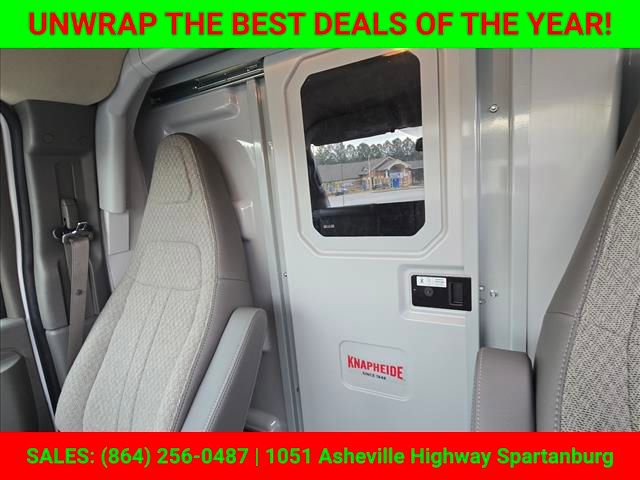 New 2025 Chevrolet Express 3500 w/ Power Convenience Package image 32