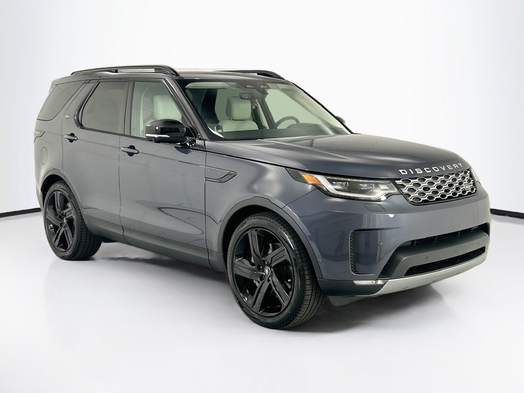 New 2026 Land Rover Discovery S AWD/4WD image 3