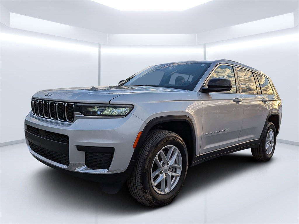 Used 2024 Jeep Grand Cherokee L Laredo w/ Luxury Tech Group I image 7