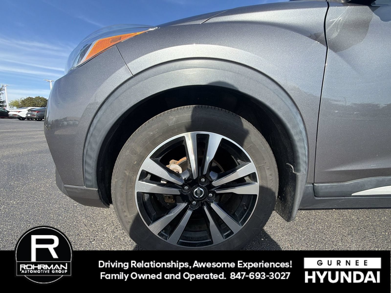 Used 2019 Nissan Kicks SR FWD image 11