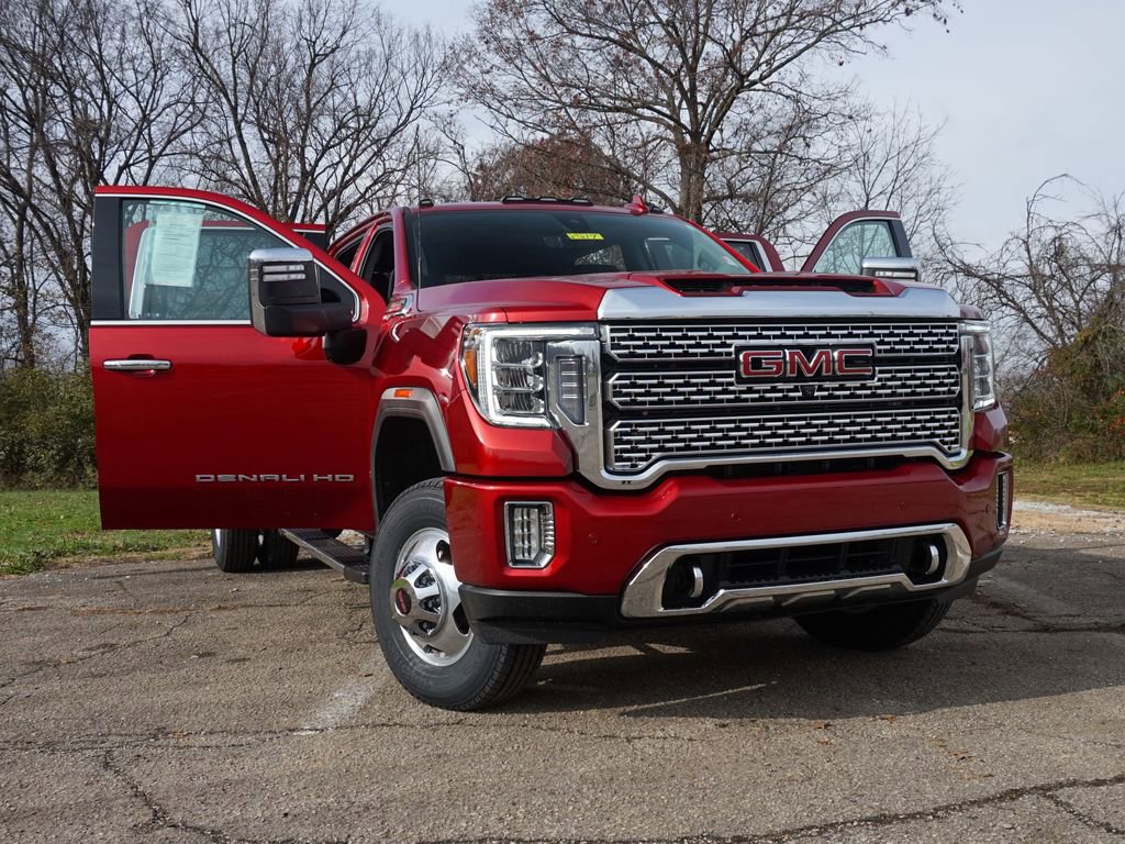 Used 2023 GMC Sierra 3500 Denali w/ Denali Ultimate Package image 13