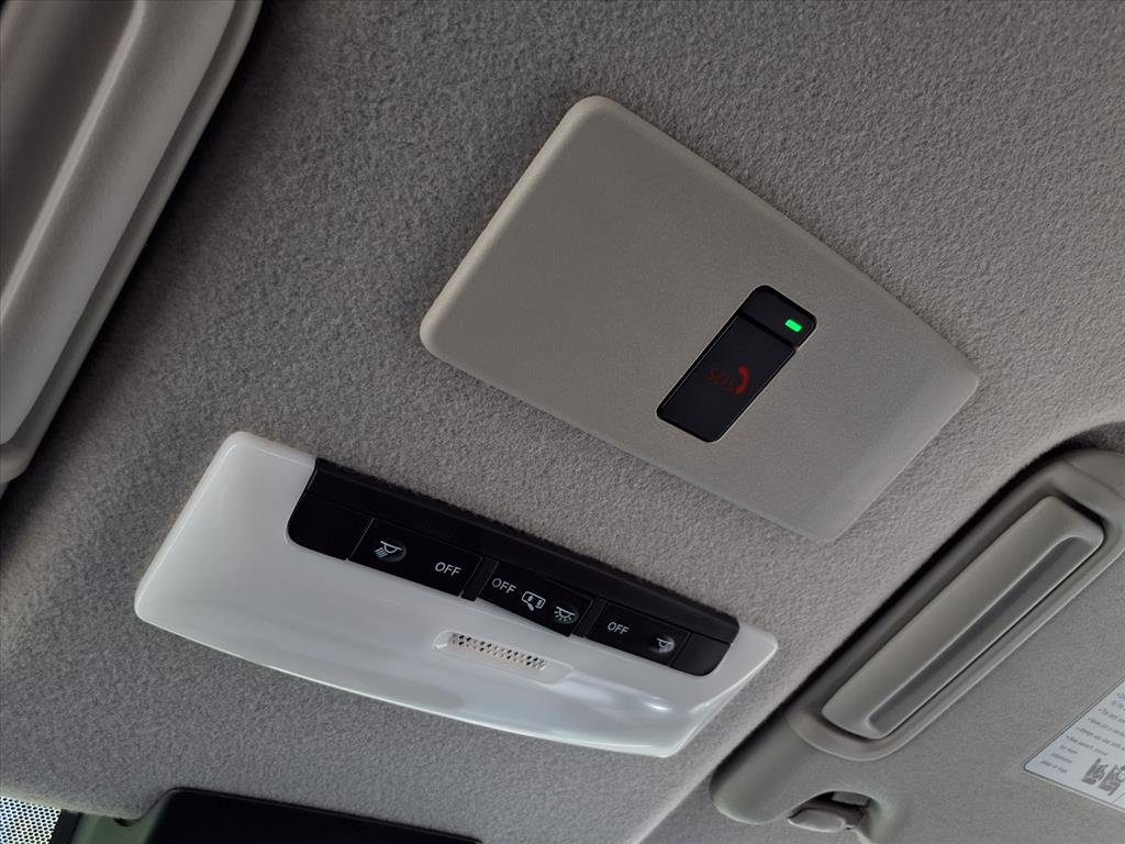 Certified 2024 Nissan Kicks SV image 23