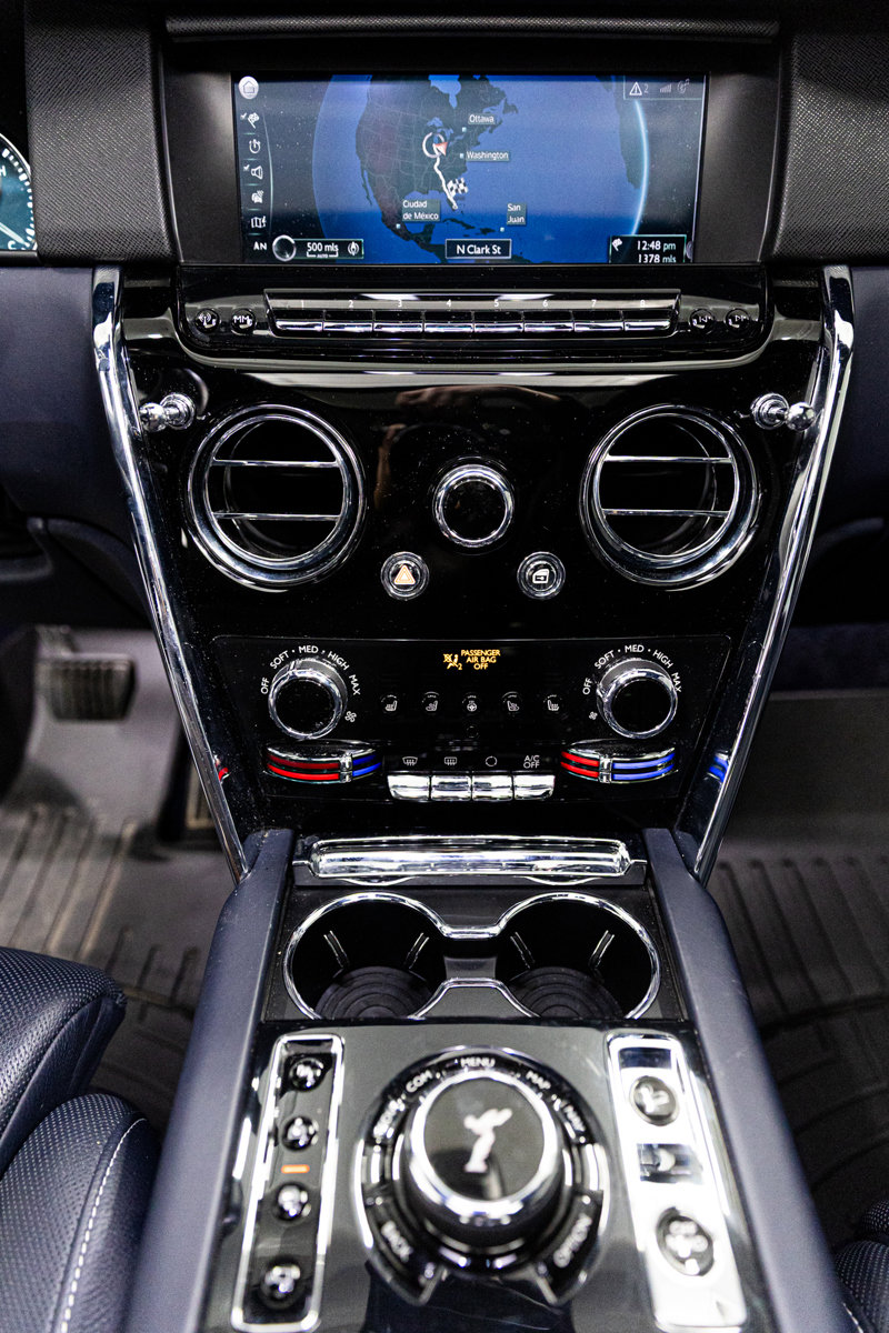 Used 2020 Rolls-Royce Cullinan image 26