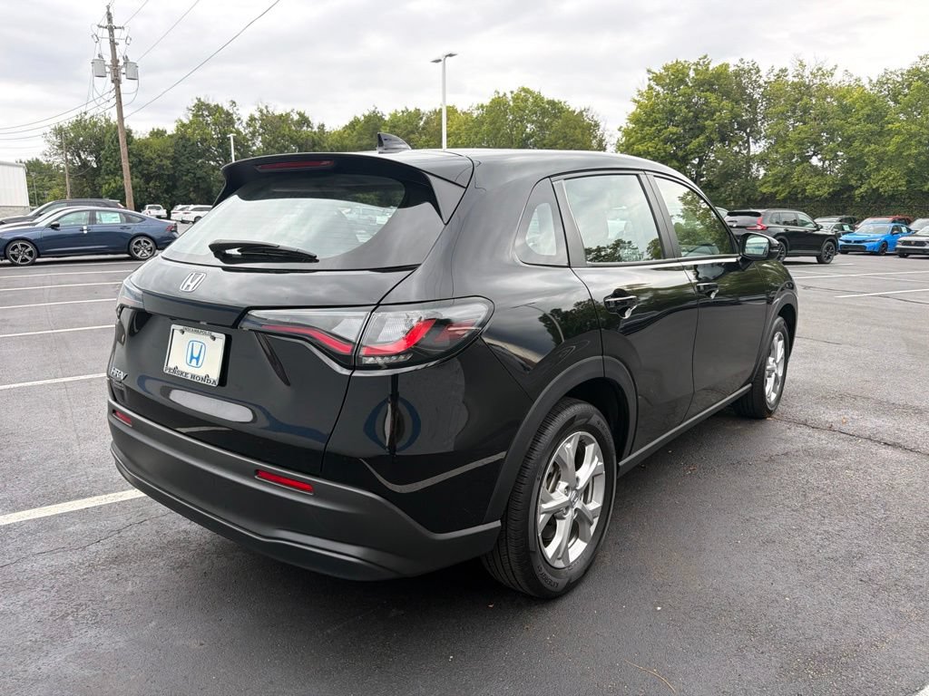 Certified 2024 Honda HR-V LX image 5