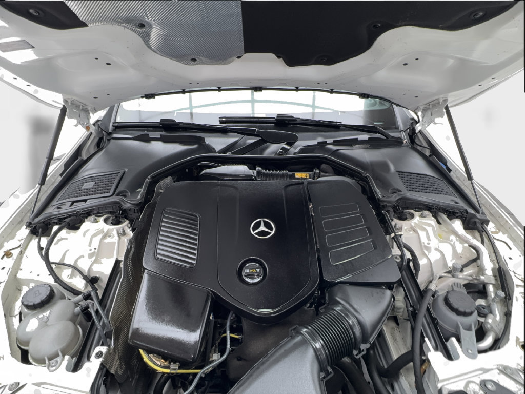 Used 2025 Mercedes-Benz CLE 300 4MATIC Coupe image 19