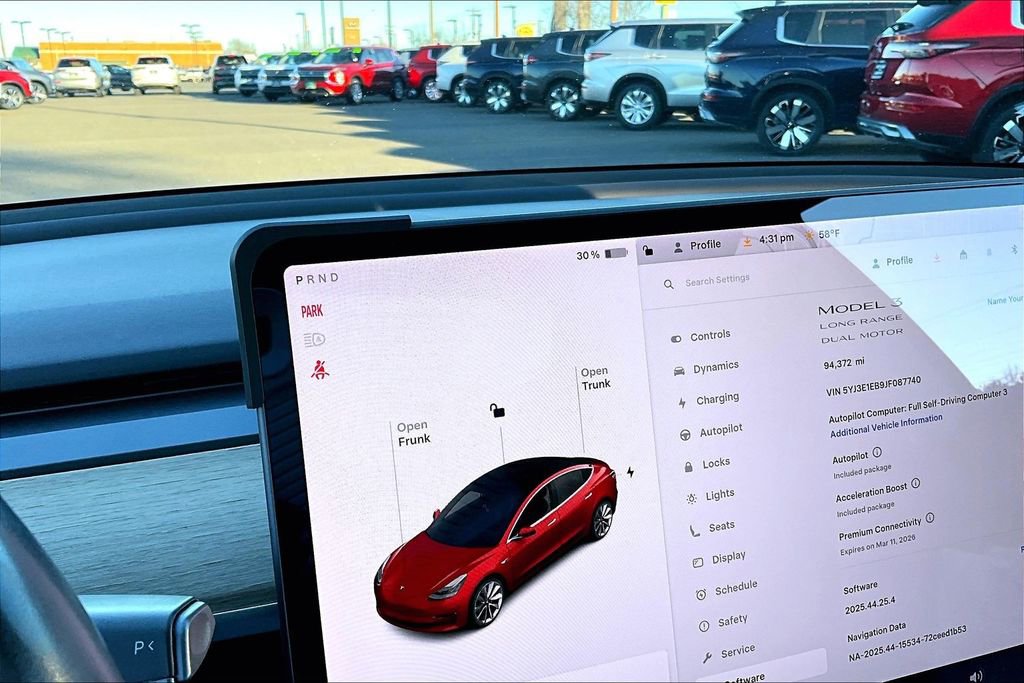 Used 2018 Tesla Model 3 Long Range image 20