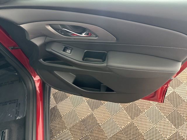 Used 2023 Chevrolet Traverse LT image 24