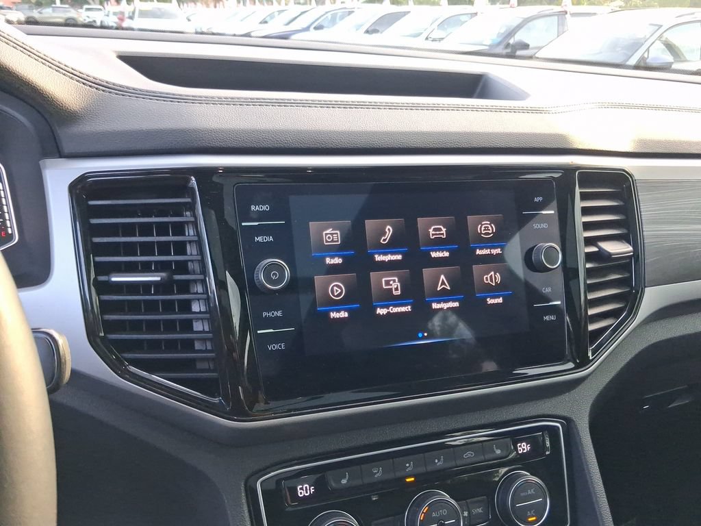 Certified 2023 Volkswagen Atlas Cross Sport SE w/ Panoramic Sunroof Package FWD image 22