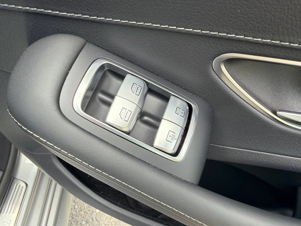 Used 2015 Mercedes-Benz S 550 4MATIC Sedan image 12