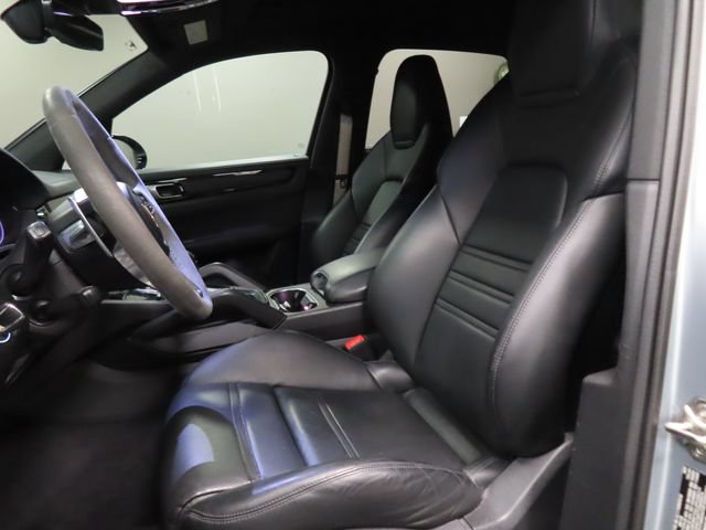 Used 2022 Porsche Cayenne S AWD/4WD image 18