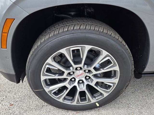 New 2026 GMC Yukon XL Denali w/ Denali Reserve Package RWD image 4