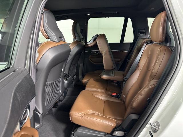 Used 2023 Volvo XC90 B6 Ultimate image 25