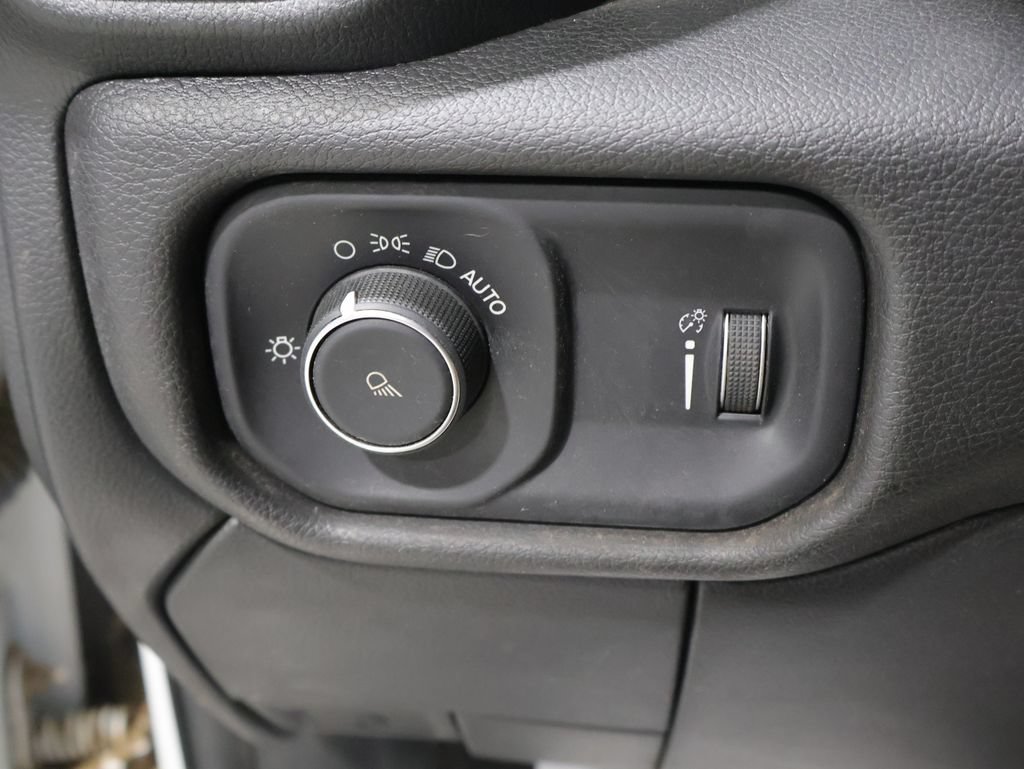 Certified 2022 RAM 2500 Tradesman AWD/4WD image 34