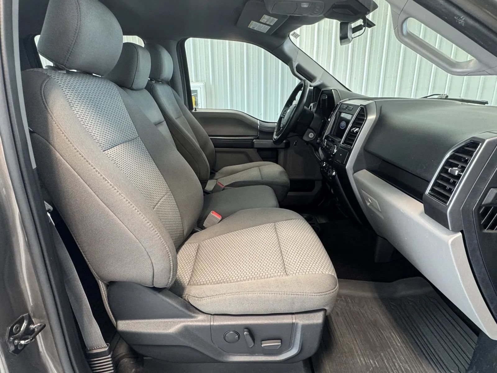 Used 2019 Ford F150 XLT w/ Equipment Group 302A Luxury AWD/4WD image 23