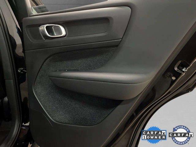 Used 2025 Volvo XC40 B5 Plus image 76