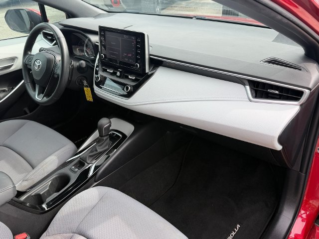 Used 2021 Toyota Corolla SE FWD image 18