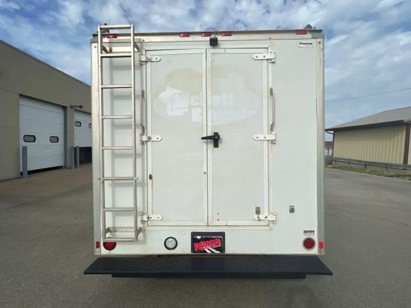 Used 2015 Chevrolet Express 3500 RWD image 4