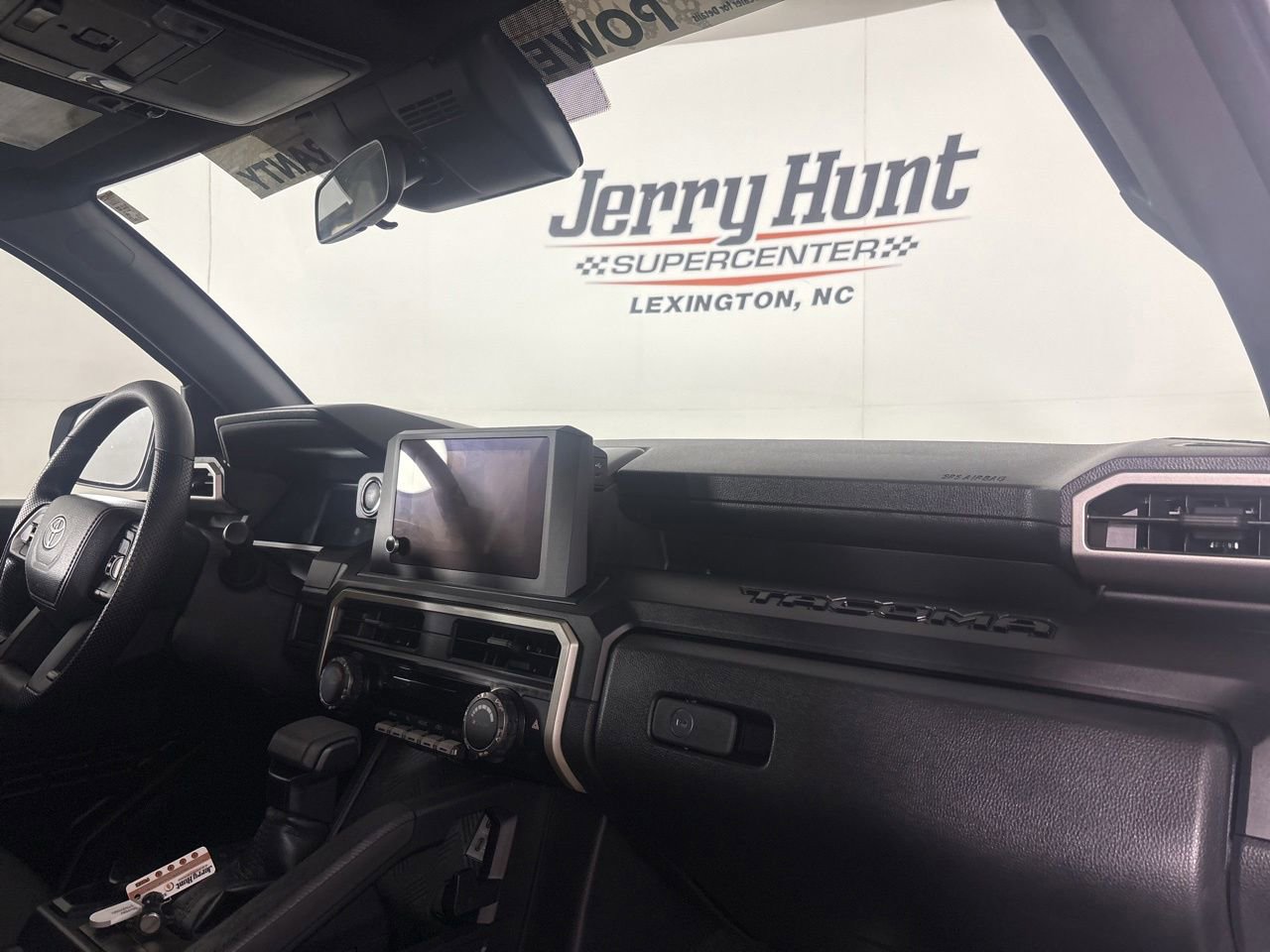 Used 2025 Toyota Tacoma SR w/ SR Upgrade Package RWD image 29