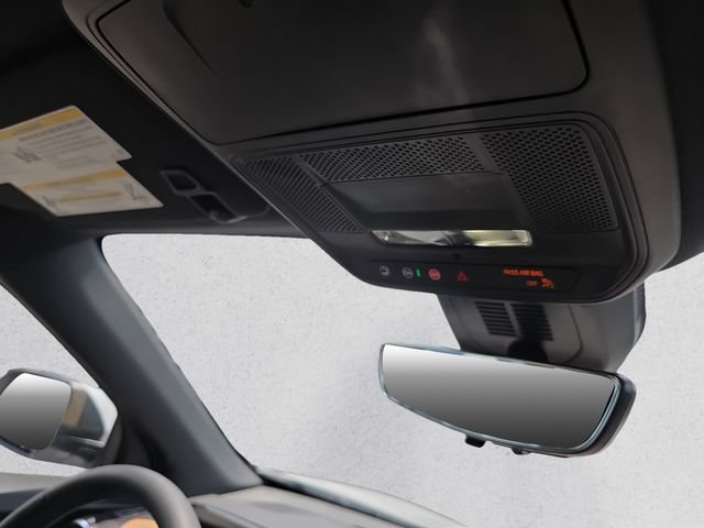 New 2026 Chevrolet Equinox ACTIV w/ Convenience Package III AWD/4WD image 19