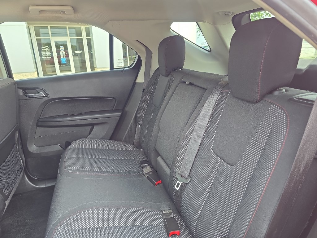 Used 2015 Chevrolet Equinox LT w/ Driver Convenience Package AWD/4WD image 16
