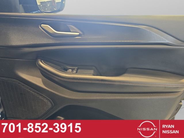 Used 2023 Jeep Grand Cherokee L Laredo image 37
