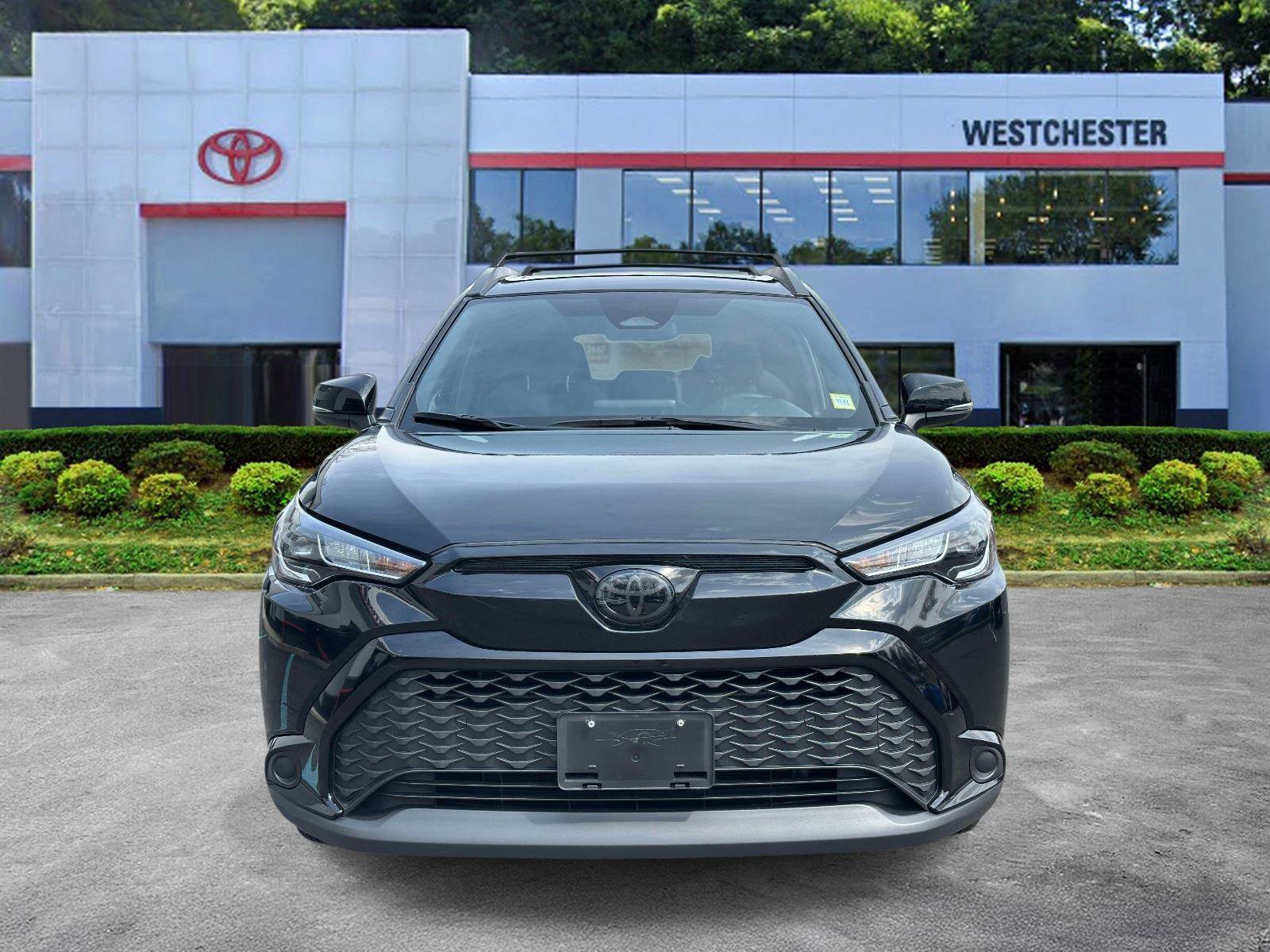 Used 2024 Toyota Corolla Cross AWD Hybrid image 9